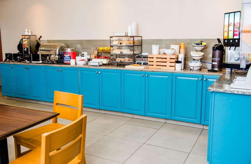 Country Inn & Suites By Radisson, Brockton Restaurante foto